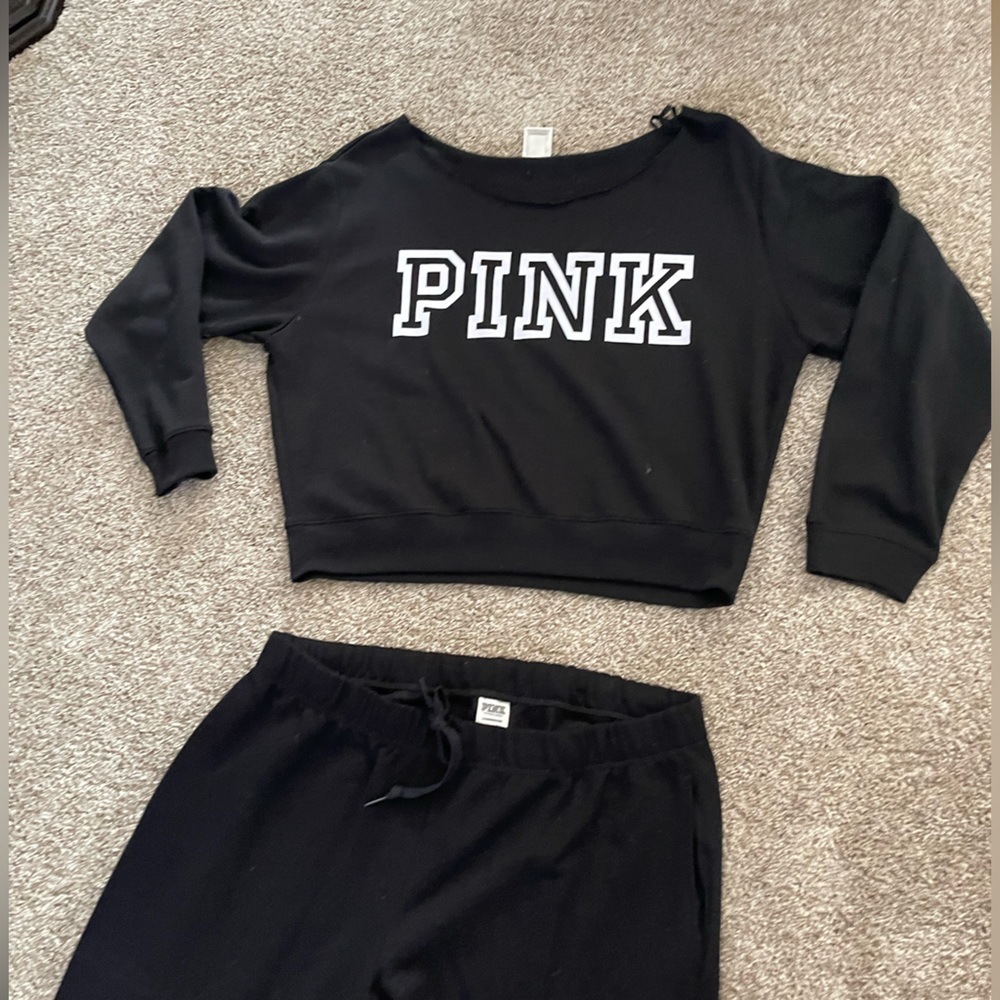 Victoria's Secret Off The Shoulder Sweatshirt & Wide-leg SET - Picture 2 of 6